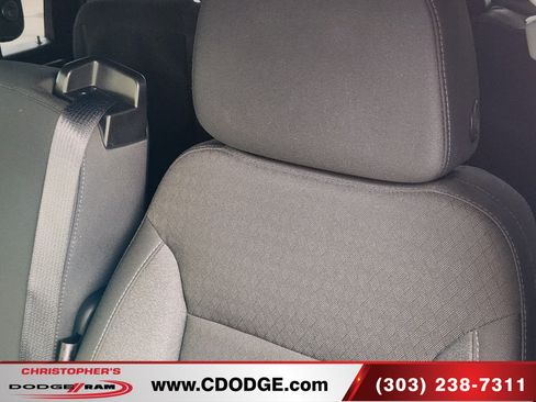 Used 2025 Chevrolet Silverado 2500 LT w/ Convenience Package AWD/4WD image 16