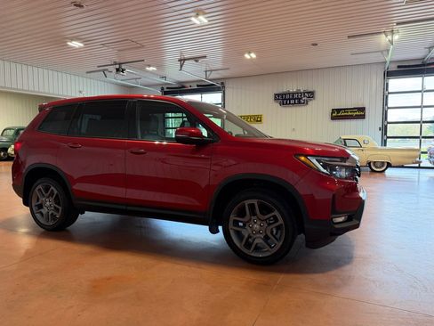 Used 2023 Honda Passport EX-L image 7