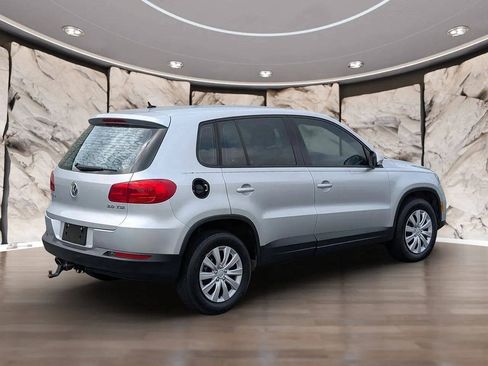 Used 2012 Volkswagen Tiguan S FWD image 11