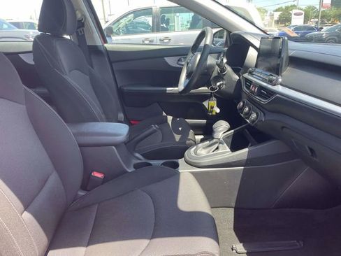 Used 2024 Kia Forte LXS FWD image 34