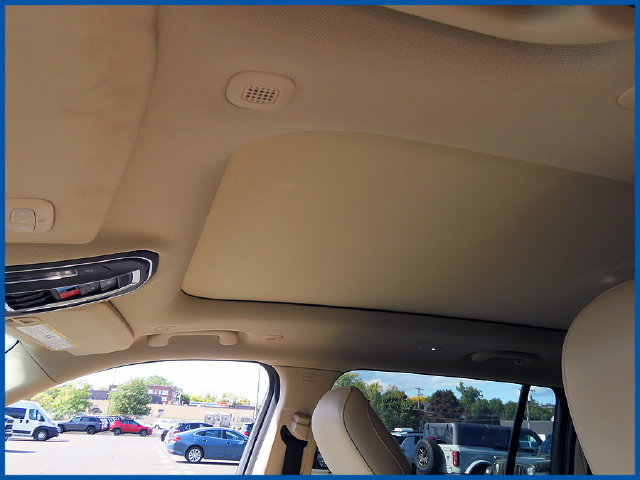 Used 2022 Jeep Grand Cherokee L Limited AWD/4WD image 17