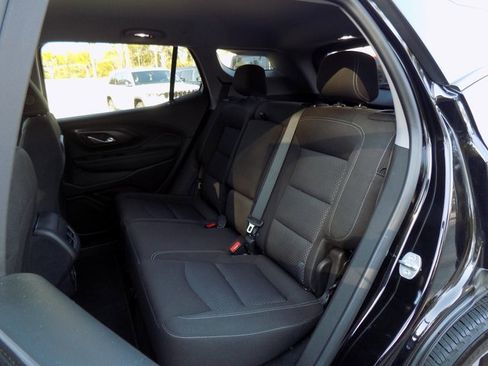 Used 2023 GMC Terrain SLE w/ Driver Convenience Package image 30