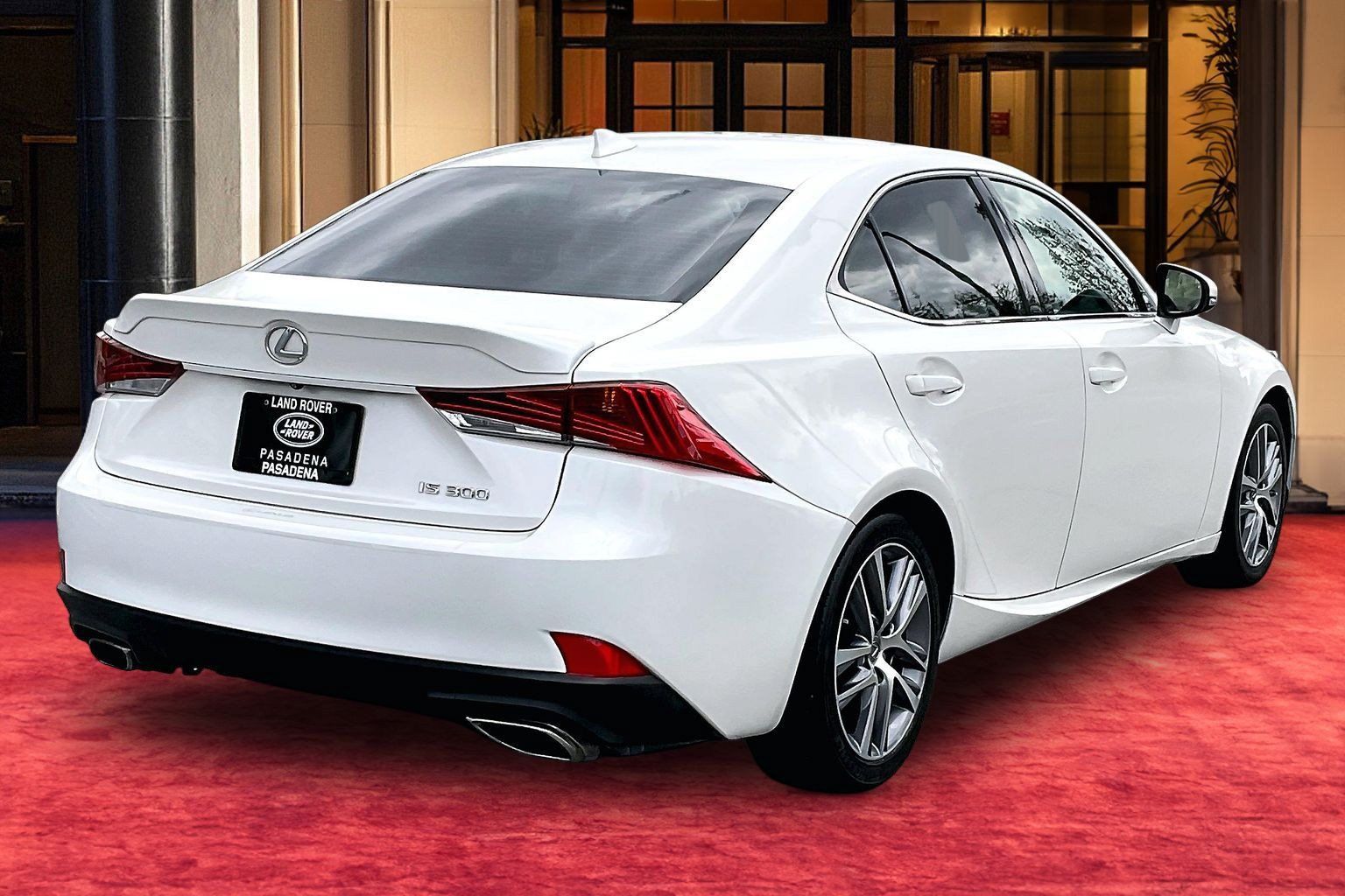 Used 2019 Lexus IS 300 RWD image 12