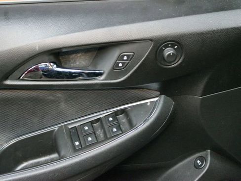 Used 2019 Chevrolet Cruze LT w/ LT True North Edition FWD image 16