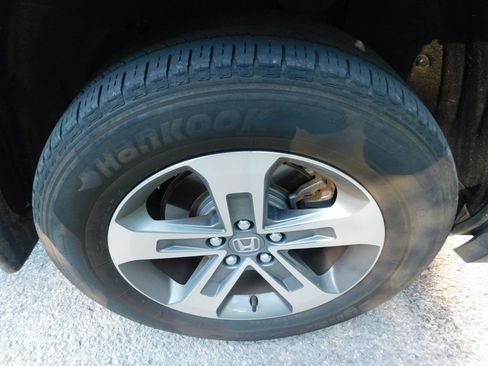 Certified 2024 Honda Pilot EX-L image 7