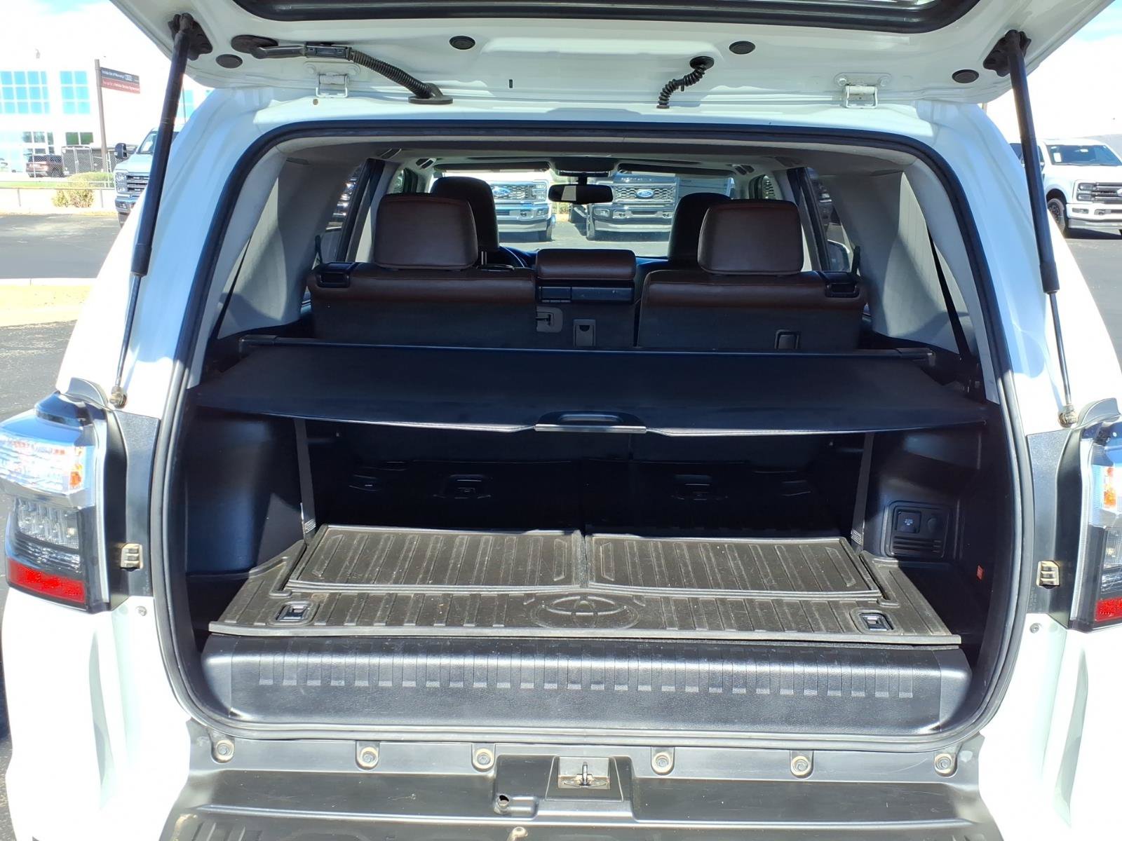 Used 2017 Toyota 4Runner Limited AWD/4WD image 15