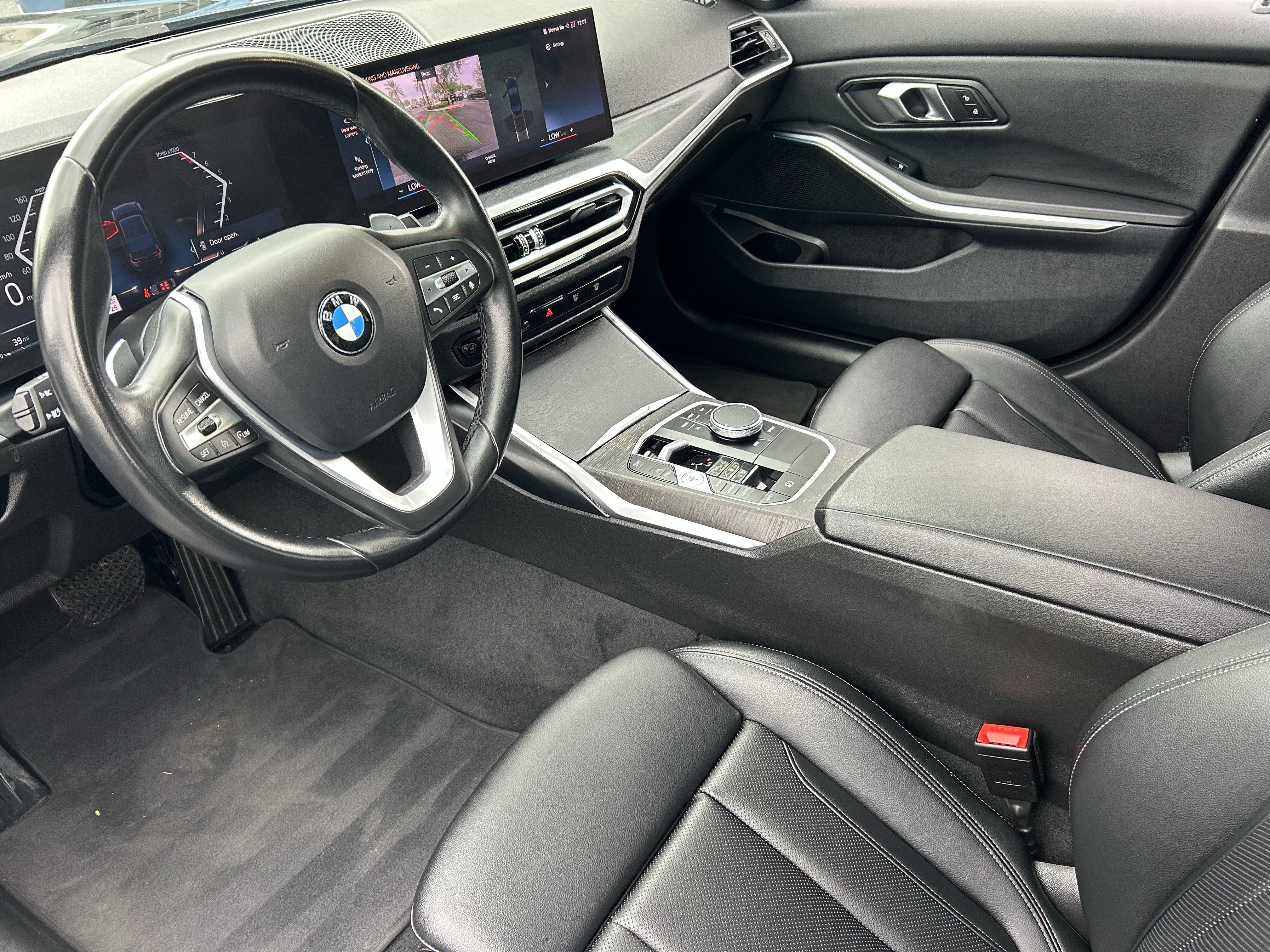 Used 2024 BMW 330i Sedan RWD image 16