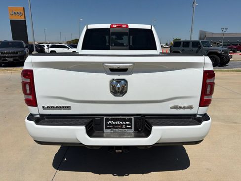 Used 2024 RAM 2500 Laramie AWD/4WD image 4