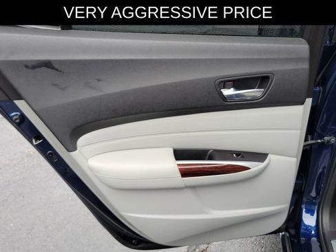 Used 2015 Acura TLX FWD image 12