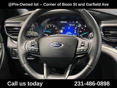Used 2020 Ford Explorer XLT w/ Equipment Group 202A AWD/4WD image 20