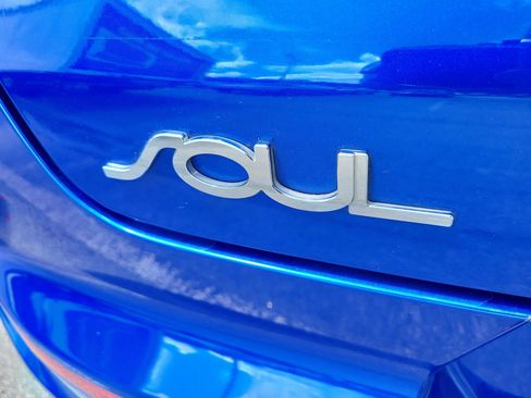 Used 2021 Kia Soul GT-Line FWD image 10