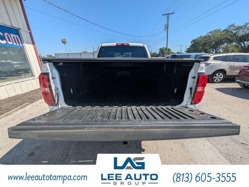 Used 2018 Chevrolet Silverado 1500 LT w/ Trailering Package AWD/4WD image 12