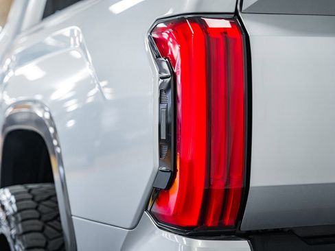 Used 2023 Toyota Tundra Limited w/ Power Package image 7