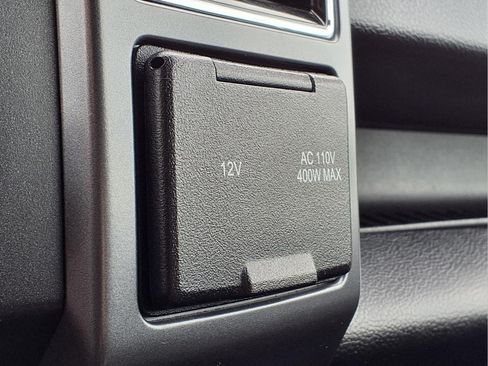 Used 2018 Ford F150 XLT w/ Equipment Group 302A Luxury AWD/4WD image 21