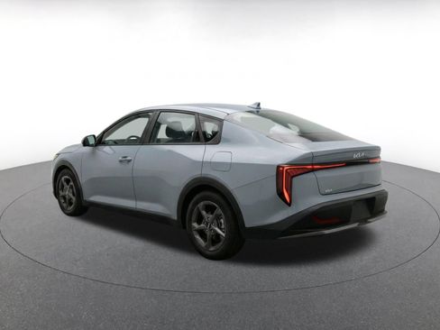 Used 2025 Kia K4 FWD image 7