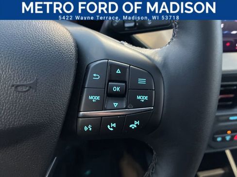 Used 2025 Ford Maverick Lariat w/ 4K Tow Package image 33