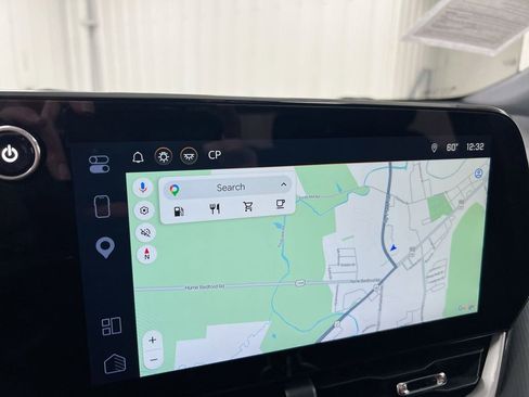 Used 2025 Chevrolet Equinox LT AWD/4WD image 15