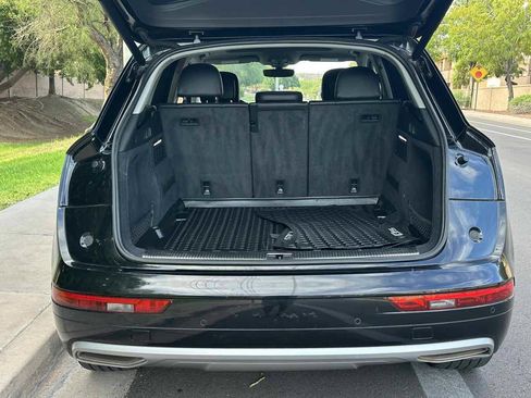 Used 2018 Audi Q5 Prestige w/ Prestige Package AWD/4WD image 40