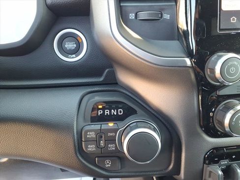 New 2026 RAM 1500 Big Horn AWD/4WD image 18