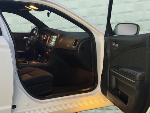 Used 2023 Dodge Charger SXT image 13