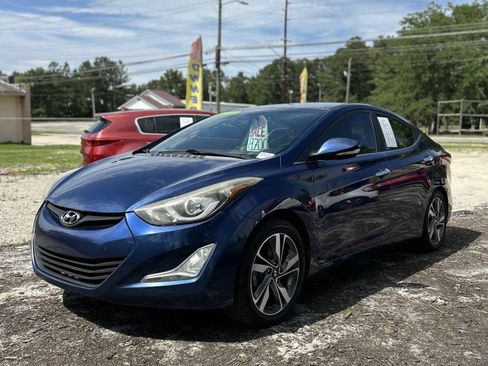 Used 2015 Hyundai Elantra Limited FWD image 1