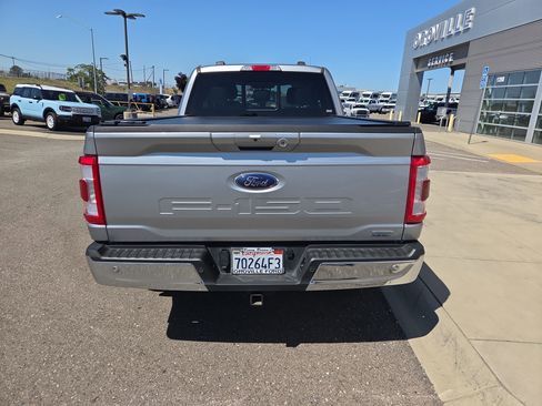 Used 2021 Ford F150 Lariat w/ FX4 Off-Road Package AWD/4WD image 4