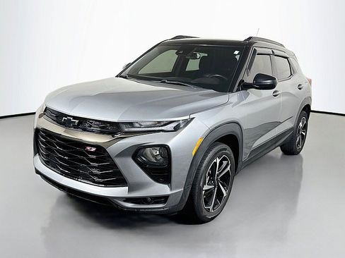 Used 2023 Chevrolet TrailBlazer RS w/ Convenience Package FWD image 3