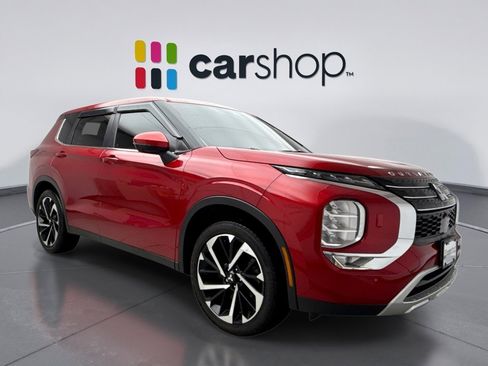 Used 2024 Mitsubishi Outlander SE Black Edition image 7