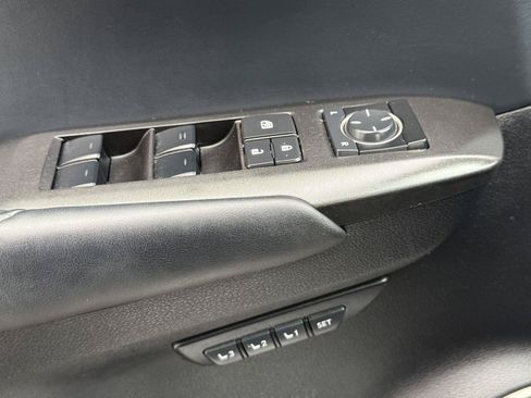 Used 2016 Lexus NX 200t F Sport w/ F Sport Premium Package FWD image 18