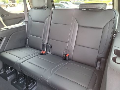 Used 2023 GMC Yukon Denali AWD/4WD image 28