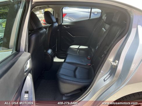Used 2017 MAZDA MAZDA3 Grand Touring w/ Premium Equipment Package FWD image 21