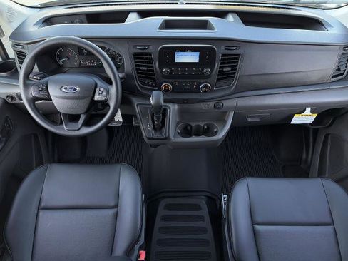 New 2025 Ford Transit 250 148 Medium Roof image 11
