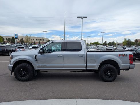 Used 2022 Ford F350 Platinum AWD/4WD image 9