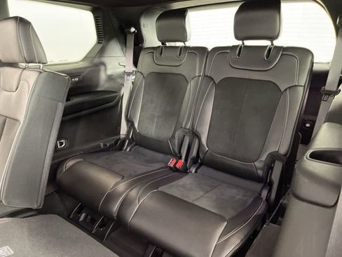 Used 2024 Jeep Grand Cherokee L Laredo image 50