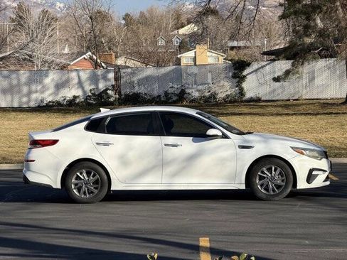 Used 2019 Kia Optima LX image 3