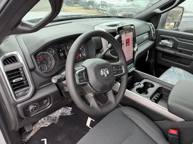 New 2026 RAM 3500 Big Horn AWD/4WD image 14