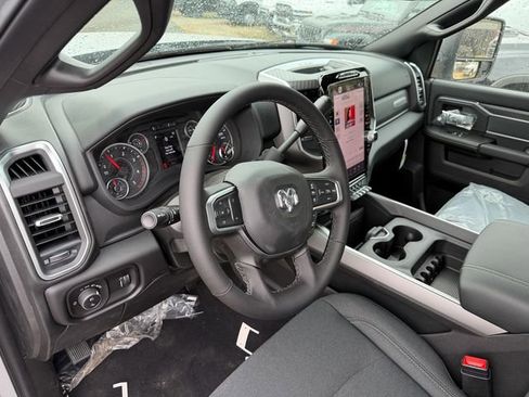 New 2026 RAM 3500 Big Horn AWD/4WD image 14