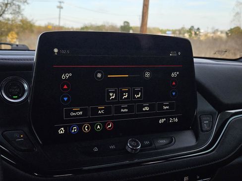 Used 2023 Chevrolet Blazer RS w/ Driver Confidence II Package image 20