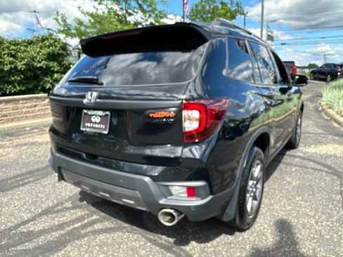 Used 2023 Honda Passport TrailSport image 15