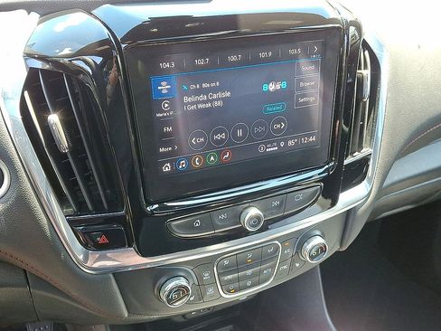 Used 2022 Chevrolet Traverse RS AWD/4WD image 14