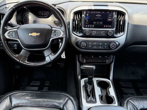 Used 2019 Chevrolet Colorado LT AWD/4WD image 11