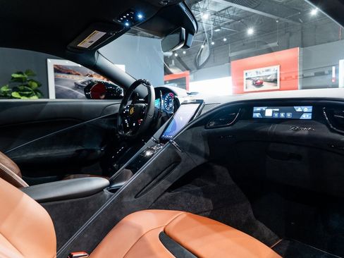 Certified 2022 Ferrari Roma image 36