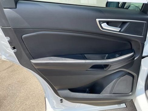 Used 2024 Ford Edge SEL w/ Convenience Package AWD/4WD image 29
