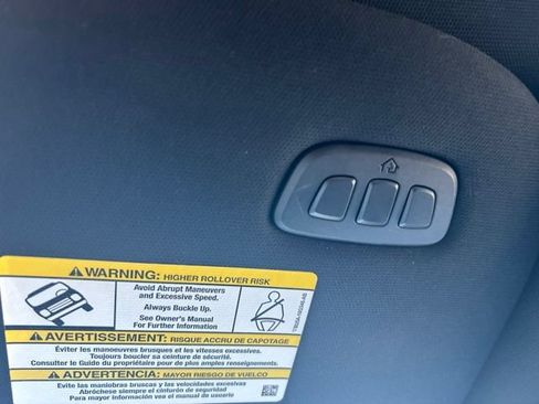 Used 2022 Ford F150 Lightning Platinum AWD/4WD image 36
