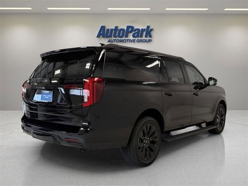 New 2025 Ford Expedition Max Platinum w/ Stealth Appearance Package image 7