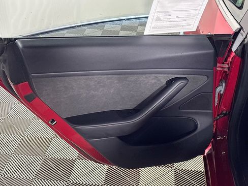 Used 2018 Tesla Model 3 Long Range image 20