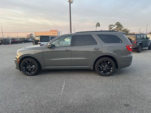 Used 2025 Dodge Durango R/T w/ Blacktop Package image 9