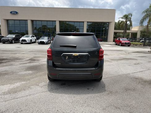 Used 2017 Chevrolet Equinox LS FWD image 4