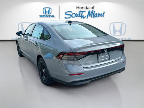New 2025 Honda Accord SE image 4