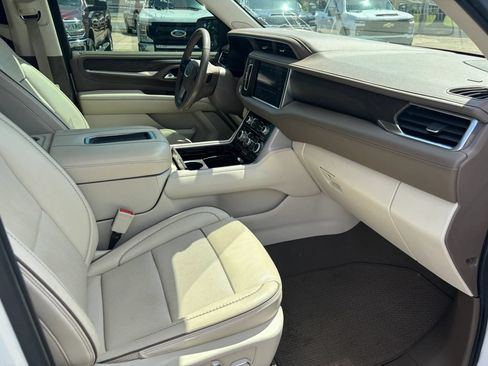 Used 2021 GMC Yukon Denali AWD/4WD image 23